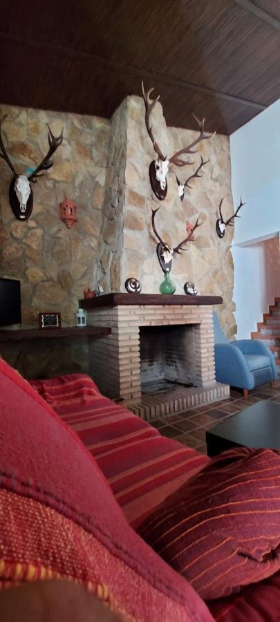 Вилла Casa En El Patras, Almonaster La Real Экстерьер фото