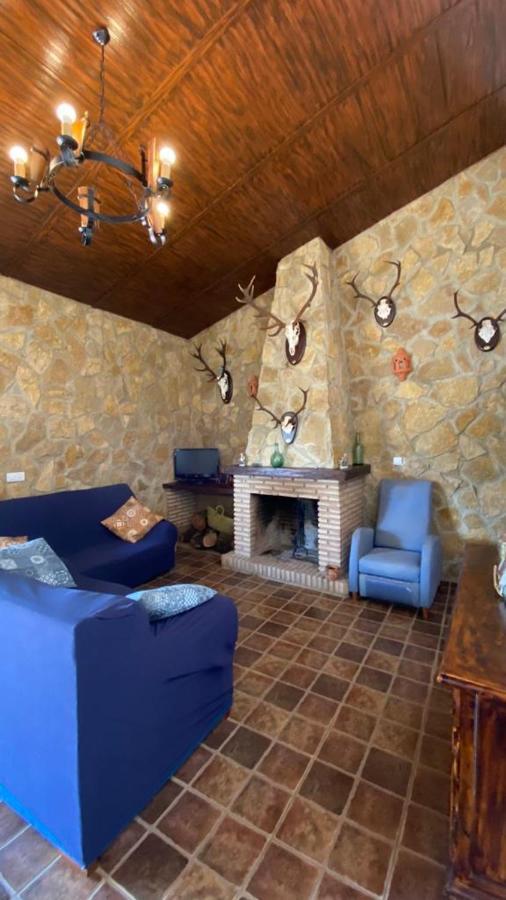 Вилла Casa En El Patras, Almonaster La Real Экстерьер фото